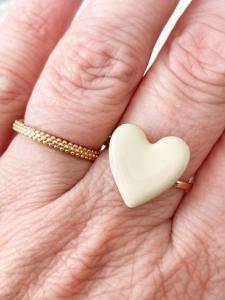 Bague Amour beige doré