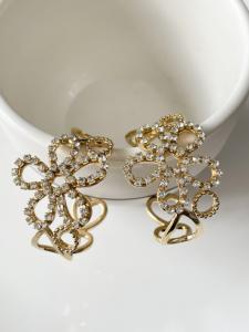 boucles créoles fleurs strass doré